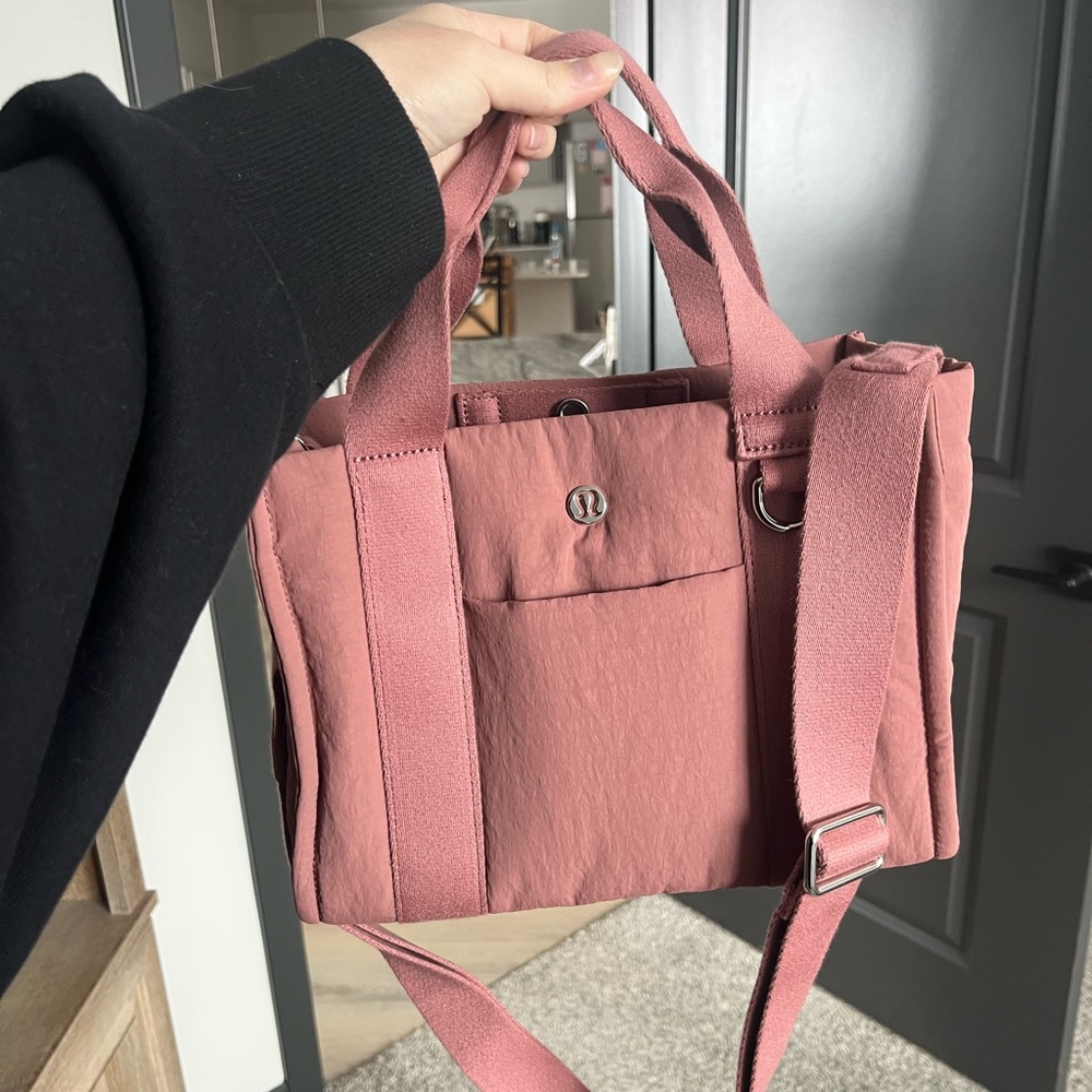 *** SOLD*** Lululemon tote bag